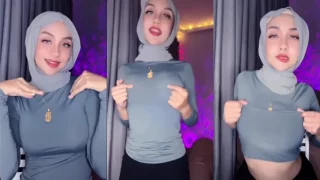 Bokep Indo Tiktoker Paahcantekk Ebot Elus Memek