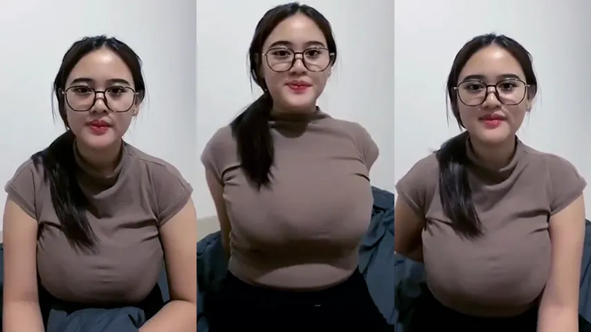 Bokep Indo Viral Acha Sitobrut Berkacamata Live